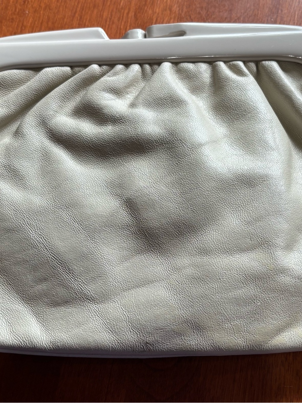 Women’s Vintage Soft Frame Italian Leather Clutch Bag in off white